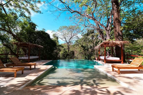hotel naya pool